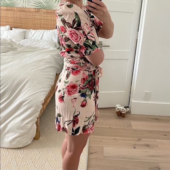 AFRM Floral Wrap Tie Dress beach coverup XS puff shoulder pink rose - Picture 16 of 17